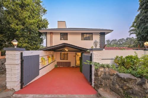 Afbeelding uit fotogalerij van Great Escape Villa by Tropicana Stays in Lonavala