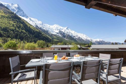 Grand Paradis- Modern 3 bedroom apartment with spectacular views