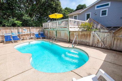 カローラにあるOS2I, The Beach Box- Oceanside, Private Pool, Hot Tub, Ping Pong Tableのギャラリーの写真