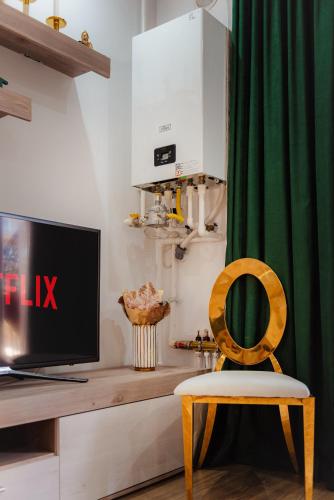 Η κουζίνα ή μικρή κουζίνα στο EMERALD HOME