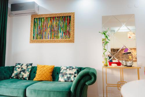 Χώρος καθιστικού στο EMERALD HOME