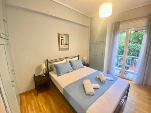 Olive tree Deluxe Apt 70m from Athens Metro
