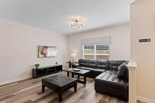 8960 Cat Palm Road photo 9