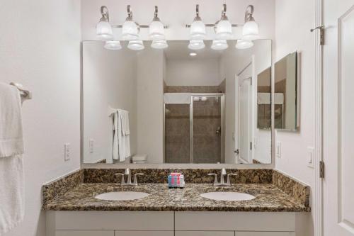 8960 Cat Palm Road photo 16
