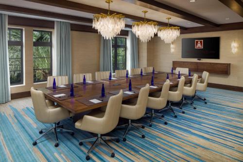 The Alfond Inn photo 40