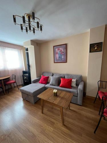 MULEYHACEN CON VISTAS Y GARAJE