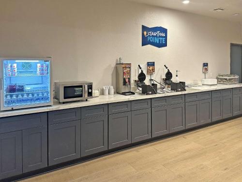 Afbeelding uit fotogalerij van Clarion Pointe Winslow I-40 in Winslow