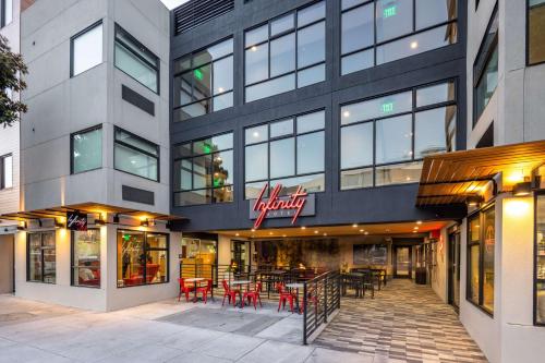 Infinity Hotel San Francisco, Tapestry Collection by Hilton Image