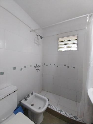 Ένα μπάνιο στο La caprichosa mirador del Rio