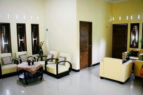 Γυμναστήριο ή/και όργανα γυμναστικής στο Homestay Jogja Omah Palagan