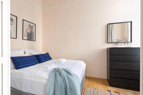 City Center Dream Home at The Danube 1054 Budapest, 13 Zoltán utca kép - 3