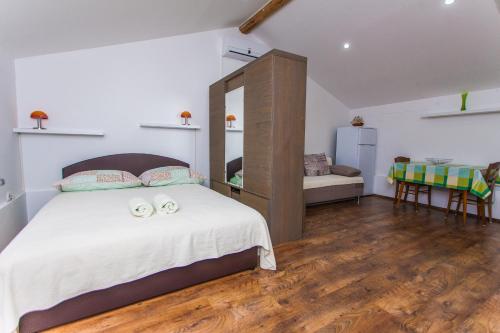 Andrije Buvine Apartments