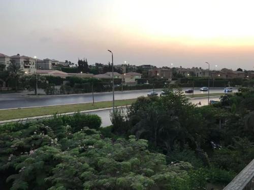 Choueifat - Katameya heights 5th settlement, 3 double bedrooms entire apartment