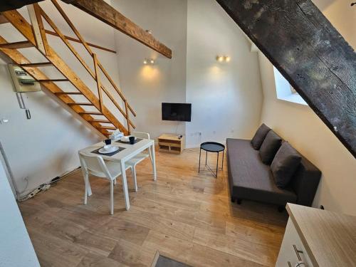 Loft - Métro - Gare