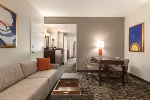 Embassy Suites by Hilton Orlando Lake Buena Vista South photo 3