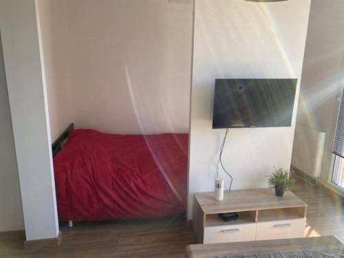 Photo de la galerie de l'établissement T2 Parking privé 100 M remparts Gare 10mn à pieds, à Avignon