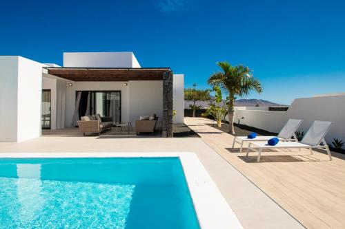 Villa Iris by Villalia