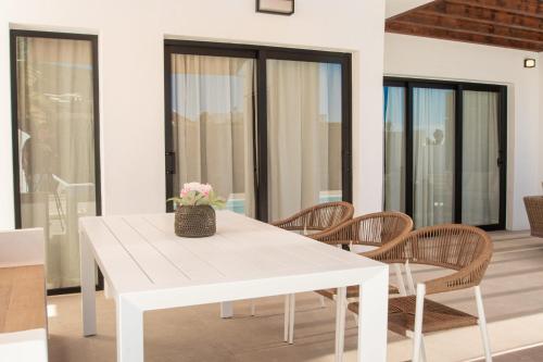 Villa Iris by Villalia
