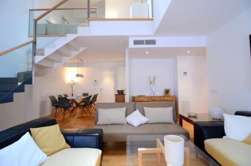 ESGLESIA 7 - Apartamento duplex