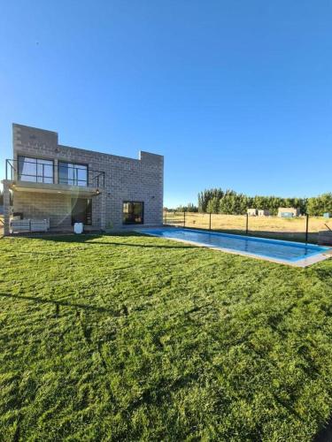 Loft con Piscina frente al Río Negro