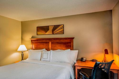 Postel nebo postele na pokoji v ubytování TownePlace Suites by Marriott Baltimore BWI Airport