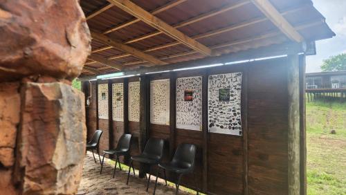 Φωτογραφία από το άλμπουμ του Jackal Cry River View Tent σε Skeerpoort