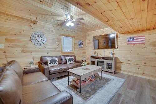 Gallery image of Kodak Getaway with Covered Decks and Game Room! in Kodak