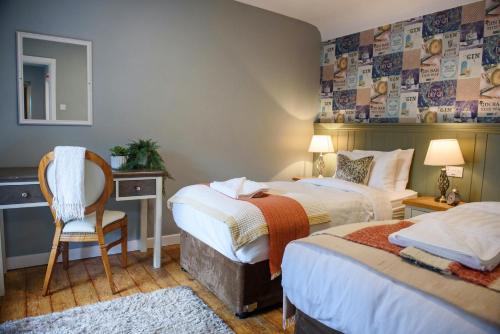 Ein Bett oder Betten in einem Zimmer der Unterkunft Shannon Bridge House