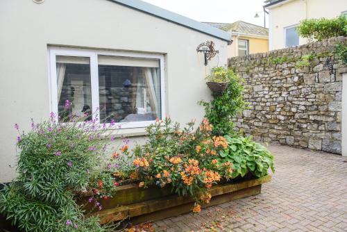 Ein Garten an der Unterkunft Shannon Bridge House