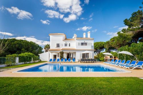 VTII & VTI 2 X Private Villas with pool and garden