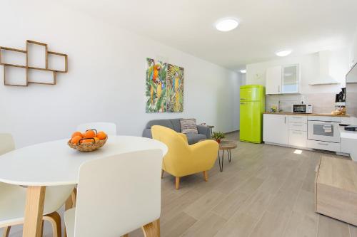Green Volcano - Pool and Gym in Sport Center Fariones included By Lanzarote Vacation Homes
