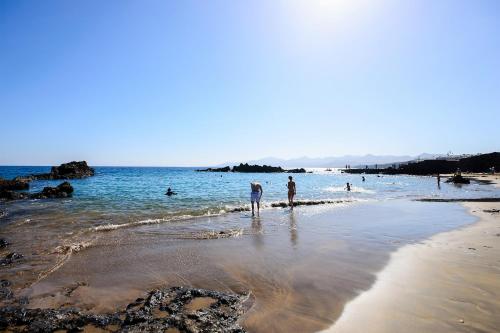 Blue Volcano - Pool and Gym in Sport Center Fariones included By Lanzarote Vacation Homes