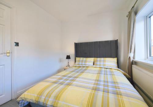 Regent House - Holiday Home With Free Parking - 5 Minutes Drive to Coop Live Arena, Etihad Stadium & Manchester City Centre photo 9