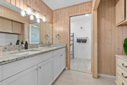 Phòng tắm tại Pelican Peak