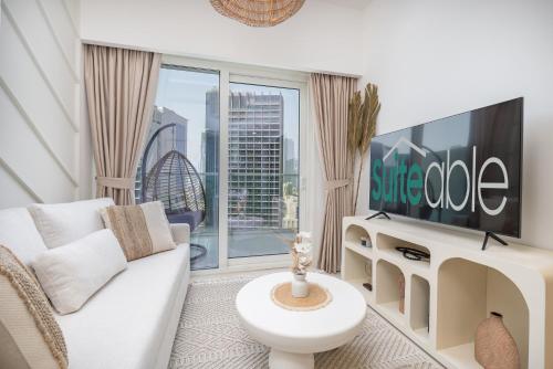 Business Bay Bliss 1 bedroom apartment - Suiteable