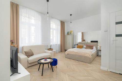 Bright Studio in the Centre of Katowice Opolska by Noclegi Renters