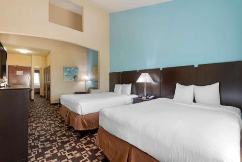 Best Western Plus Arlington North Image