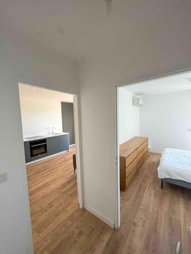Face au bateaux, Neuf, 2 chambres , jardin