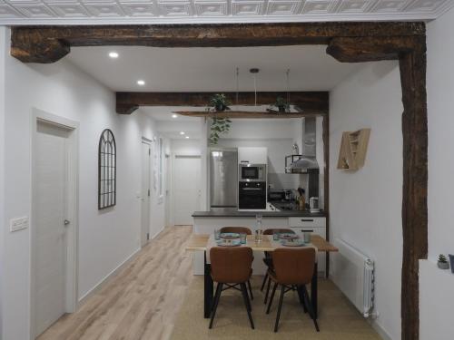 Etxe Maitia Flat ideal for Home office and families and friends