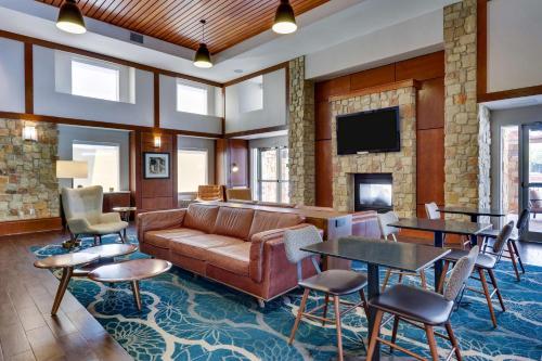 Drury Inn & Suites San Antonio Airport Image