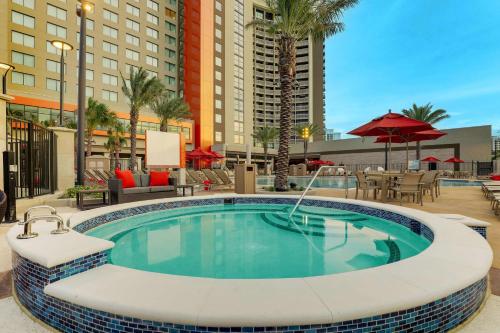 Drury Plaza Hotel Orlando - Disney Springs Area Image