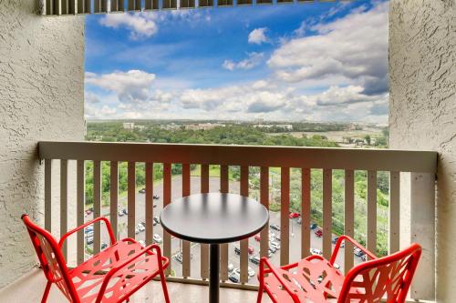 Balcon ou terrasse dans l'établissement Drury Plaza Hotel Orlando - Disney Springs Area