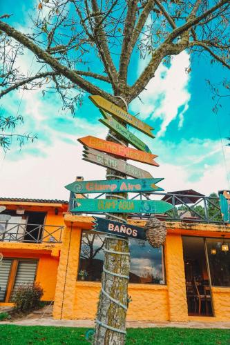 Φωτογραφία από το άλμπουμ του Alma de Campo Laguna Suesca - Glampings & Cabañas Suesca σε Suesca