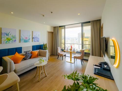 Khu vực ghế ngồi tại Art Nest Hotel Nha Trang