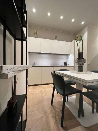 De Angeli's Suite
