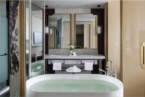 Four Seasons Hotel Suzhou – Photos 3