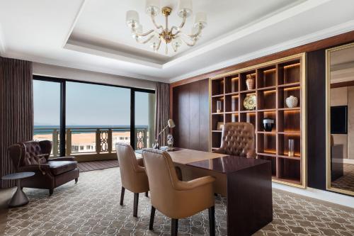 Posezení v ubytování Sheraton Grand Danang Beach Resort & Spa