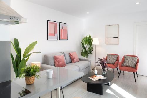 Correduría Suites Apartments