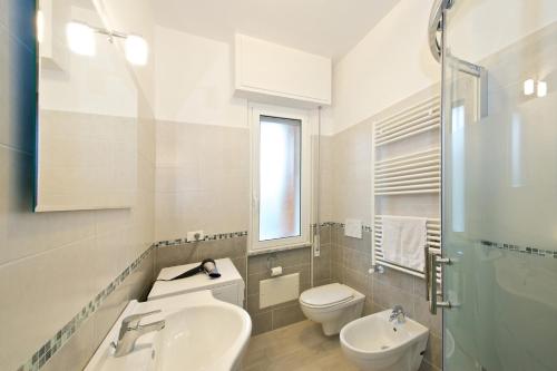 Kúpeľňa v ubytovaní Fornaci 9 RivieraHoliday