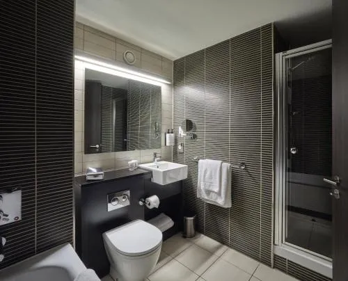 Crowne Plaza Birmingham City by IHG photo 36